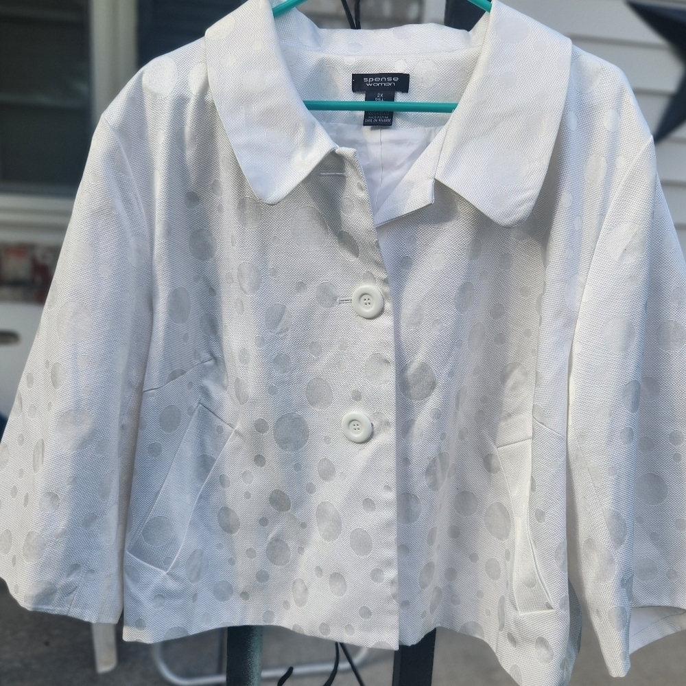Spense White Textured Dot Cropped Blazer